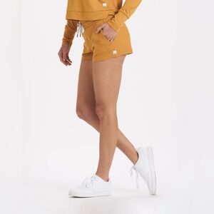 NWT Vuori Halo Performance Short Flax Heather